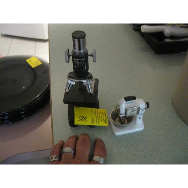 MINI SUNBEAM MIXER CLOCK & A MINI MICROSCOPE