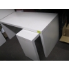 Image 1 : WHITE DESK W/RUN OFF