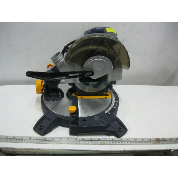 RONA 8 1/4" COMPOUND MITER SAW
