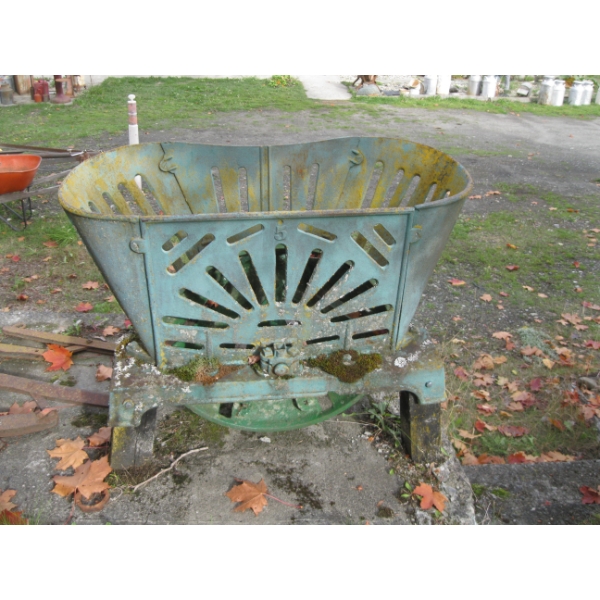 GREEN HEAVY DUTY VEG CUTTER - NO BLADES