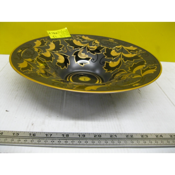 BOHEMIA HANDMADE CRYSTAL GOLD EMBOSSED BOWL W/LEAF PATTERN