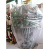 Image 3 : CHRISTMAS POTTED PLANT & SANTA CLAUS FIGURINE