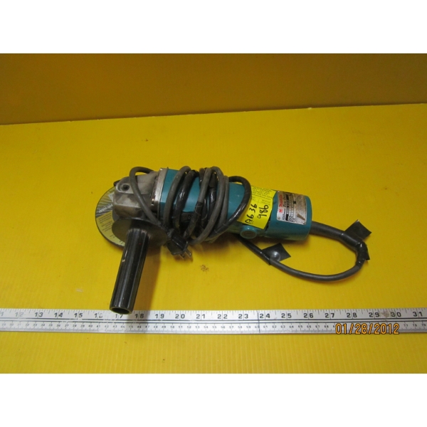 MAKITA GRINDER