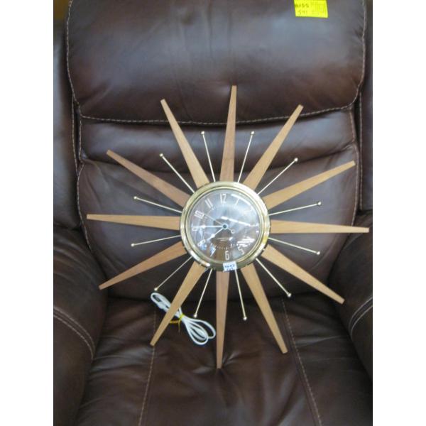 WESTCLOX MCM ELECTRIC CLOCK