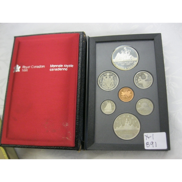 1987 ROYAL CDN MINT COIN SET