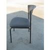 Image 3 : 4 BLACK STACKING CHAIRS