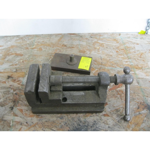 DRILL PRESS VISE