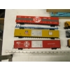 Image 3 : 10 LARGER TRAIN CARS