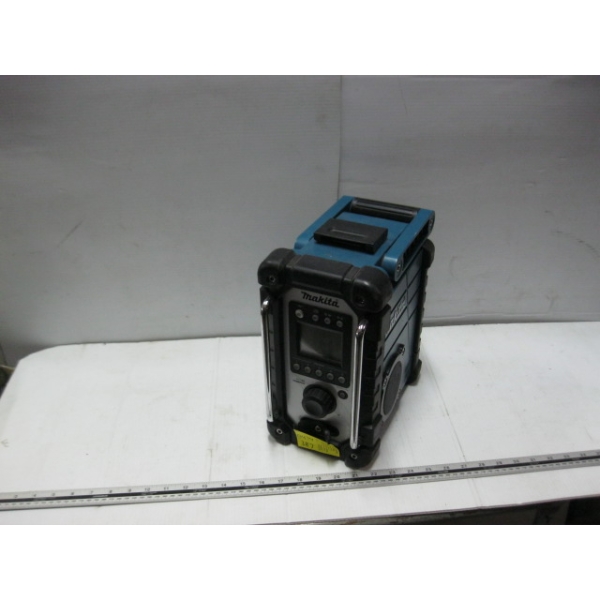 MAKITA RADIO CHARGING UNIT