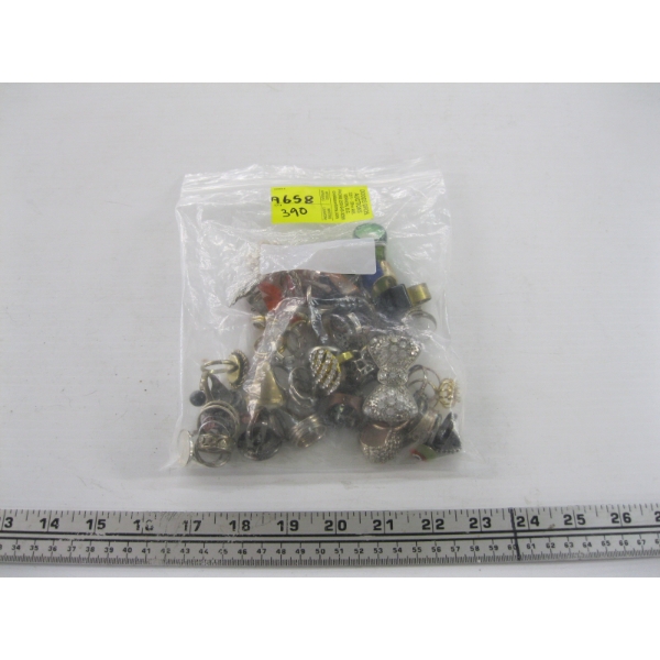 BAG OF ASST. COSTUME JEWELLERY