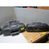 Image 2 : BOX OF 3 VINTAGE PORTABLE STEREOS