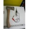 Image 2 : 2 HATCHETS, HAMMER & A TEST LIGHT