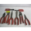 Image 1 : 8 SNAP ON PLIERS & CUTTERS