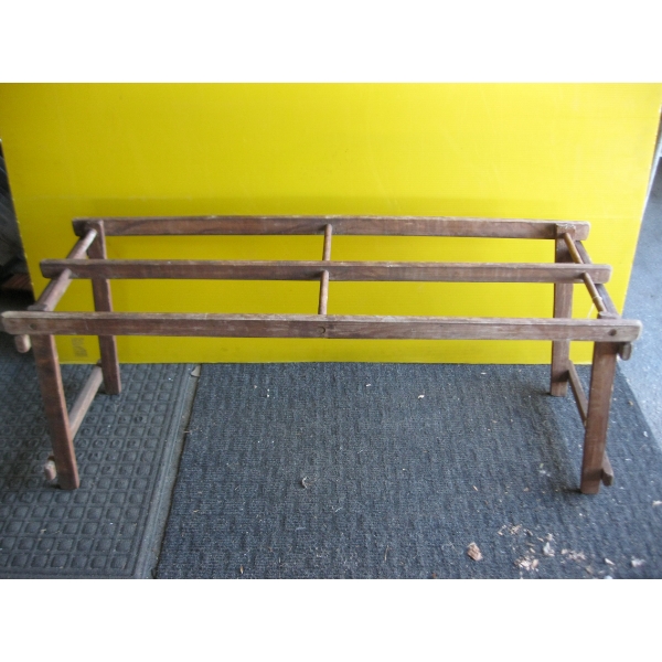 FOLDING WASHTUB STAND