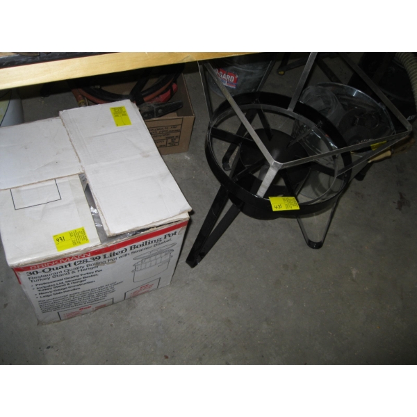 30QT BOILING POT W/STRAINER & BRINKMAN TIGER TORCH HEATING STAND