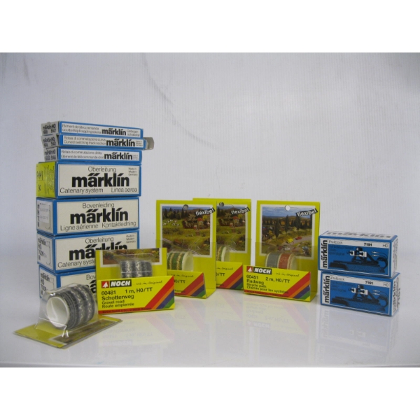 MARKLIN TRAIN ACCESS. & BICYCLE PATH & ASST. TAPE