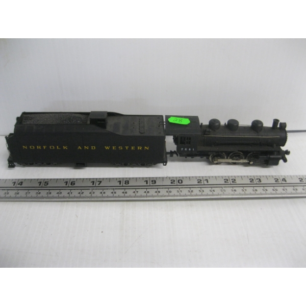 HO SCALE ENGINE & TENDER