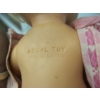 Image 3 : LIDDED BOX W/2 DOLLS