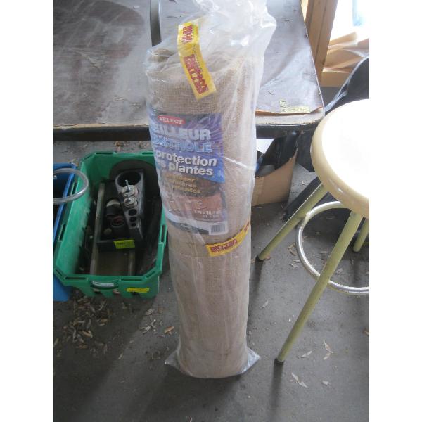 ROLL OF BURLAP