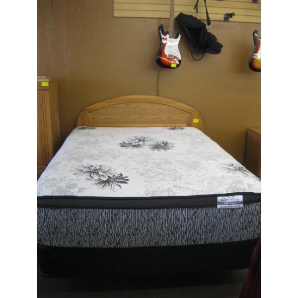 QUEEN SIZE SPRING AIR BOX SPRING & MATTRESS