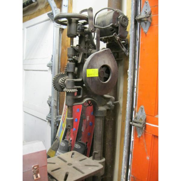 WALL MOUNT HEAVY DUTY DRILL PRESS