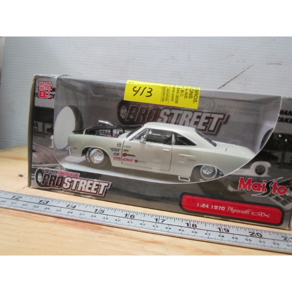 1970 PLYMOUTH DIECAST CAR
