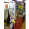 Image 2 : SINGLE HEAD CANDY MACHINE FULL OF PLASTIC COWBOYS, ETC.