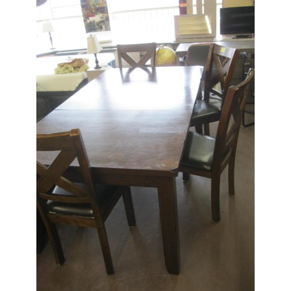 HEAVY SOLID WOOD DINING TABLE W/4 CHAIRS & LEAF