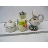 Image 1 : 2 DECANTERS & LIDDED DISH