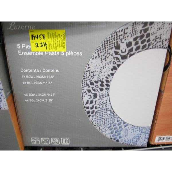5 PIECE PASTA SET IN BOX