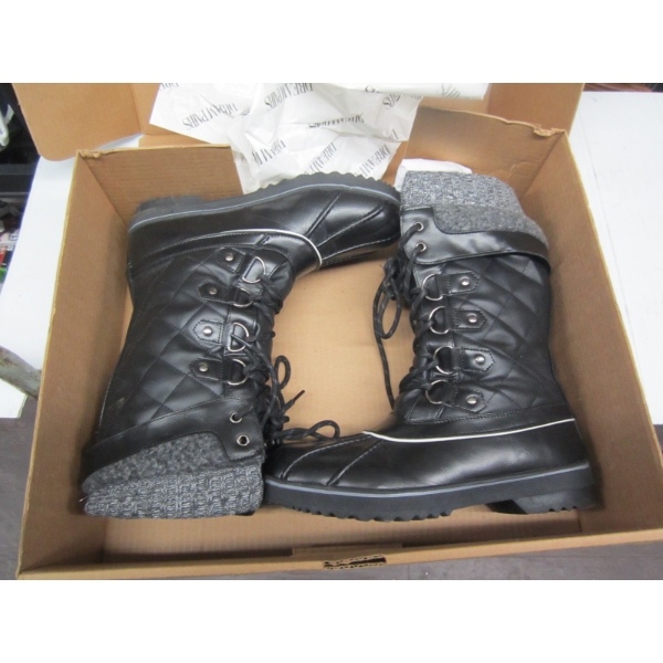 PAIR OF COLORADO SNOW BOOTS - SZ 10, NEW