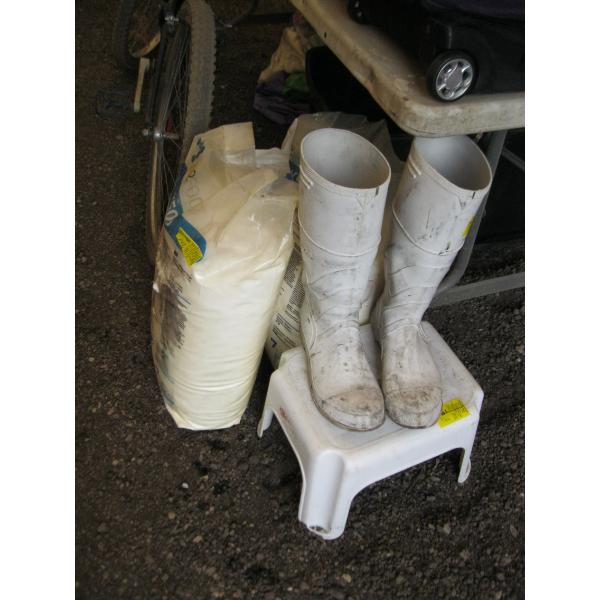 MISC. SALT, RUBBER BOOTS, PLASTIC STEP, DETERGENT