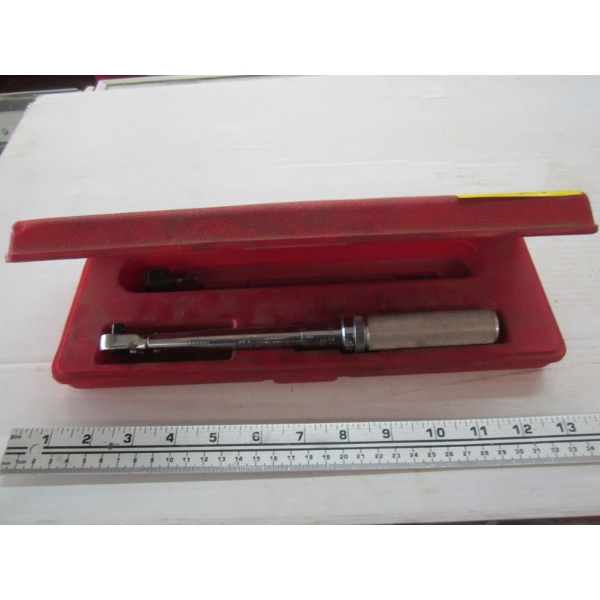 SNAP ON 1/4" DRIVE TORQUE WRENCH