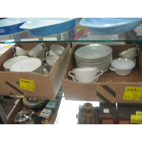 2 BOXES OF ASST. GERMAN BAVARIA CHINA CUPS, SAUCERS & SIDE PLATES HUTSCHENREUTHER