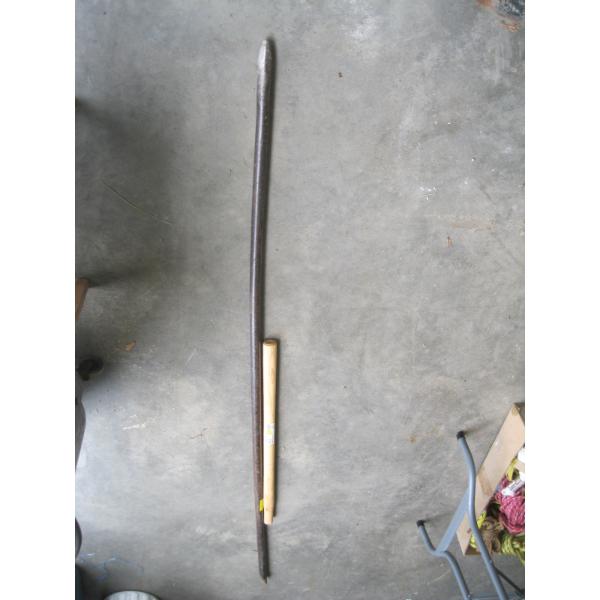 LONG PRYBAR & SLEDGEHAMMER HEAD & HANDLE