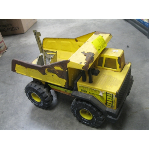 TONKA DUMP TRUCK W/TONKA EXCAVATOR CRANE BUCKET