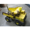 Image 1 : TONKA DUMP TRUCK W/TONKA EXCAVATOR CRANE BUCKET