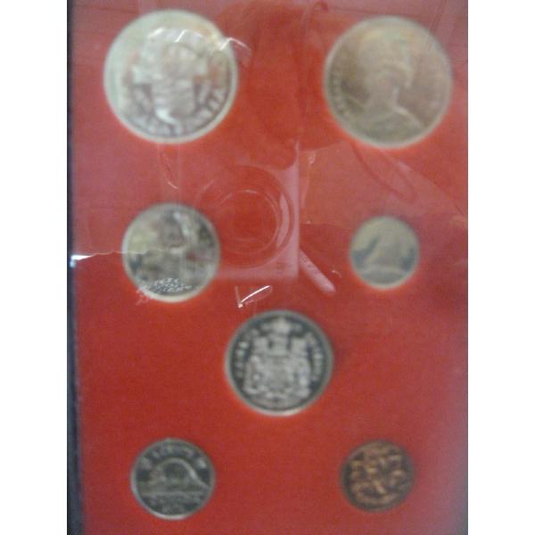 1971 CANADIAN CASED COIN SET