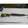 Image 2 : PELLET GUN W/PELLETS
