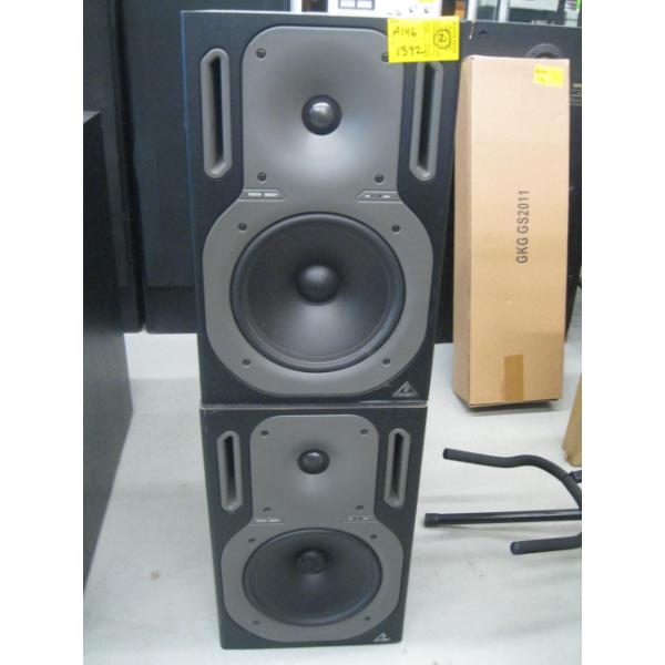PAIR OF BEHRINGER TRUTH B2031 MONITOR SPEAKERS