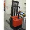Image 6 : ELECTRIC FORKLIFT  MODEL YTS324 W/SMALL CHARGER