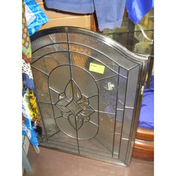 LEADED GLASS FIREPLACE SCREEN (SOME CRACKS)