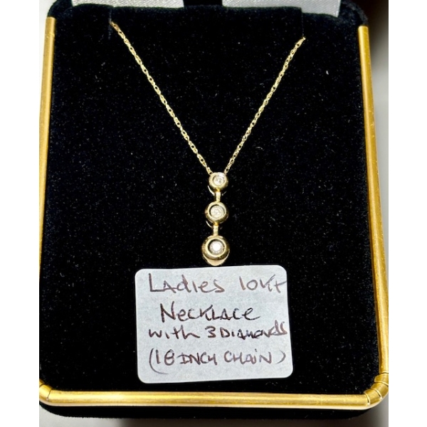 LADIES 10KT NECKLACE W/3 DIAMONDS, 18" CHAIN