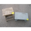 Image 3 : 2 WOODEN STEP STOOLS
