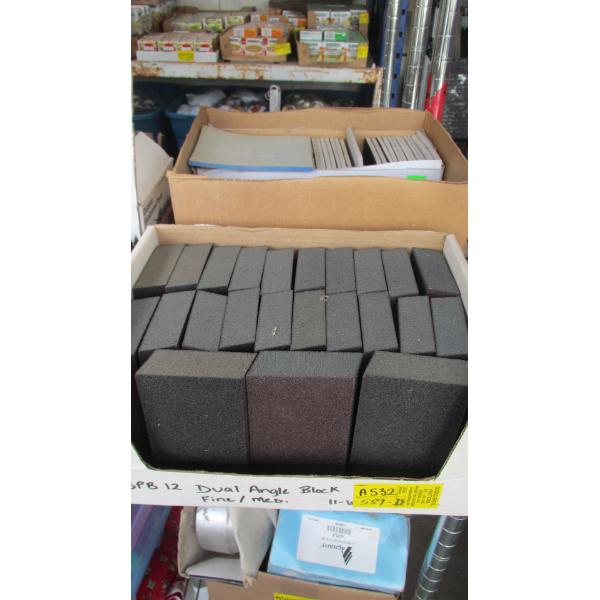 SANDING BLOCKS & PADS
