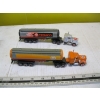 Image 7 : 2 BAGS OF SEMI TRUCKS/TRAILERS