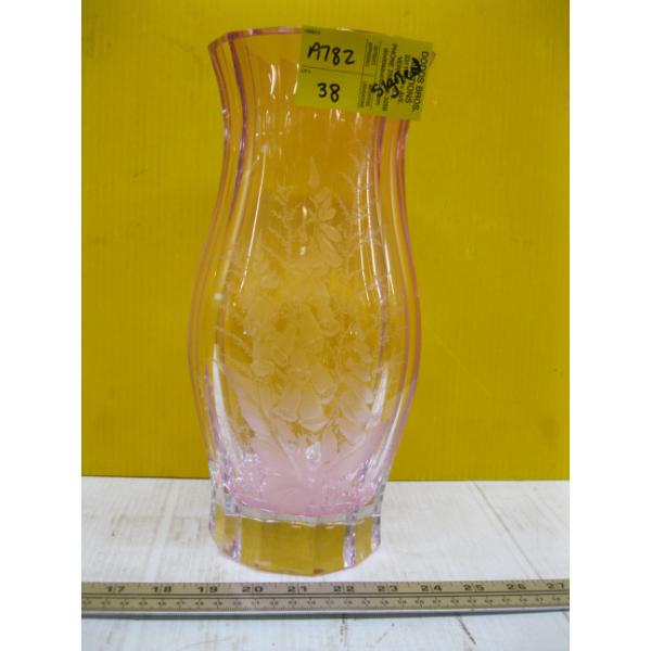 MILAN MOTTL HIGH QUALITY BOHEMIAN CRYSTAL VASE, SIGNED 