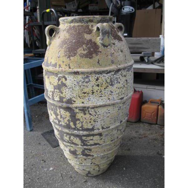 LG. DECORATIVE VASE