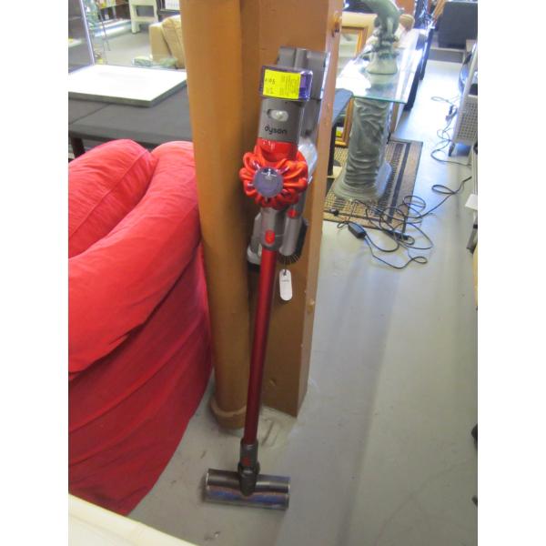 DYSON STICK VACUUM