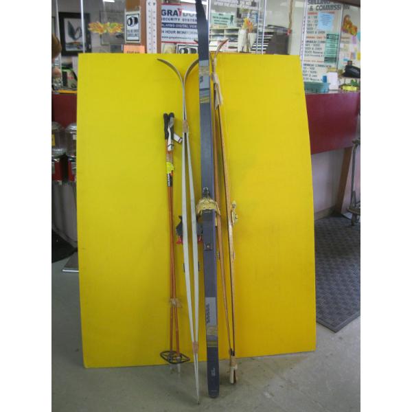 3 PAIR OF CROSS COUNTRY SKIS